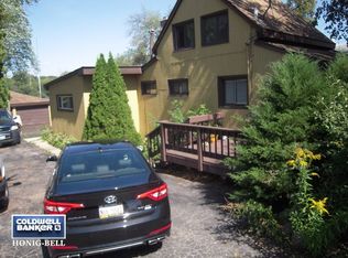 218 N River Rd, Fox River Grove, IL 60021