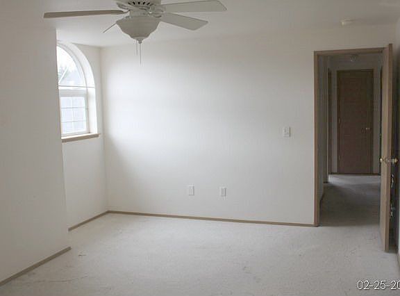 4th image of 8815 161st Street Ct E