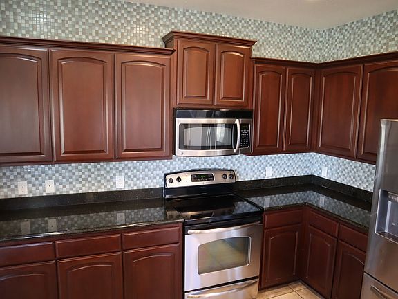 4th image of 5499 Canteria Ct