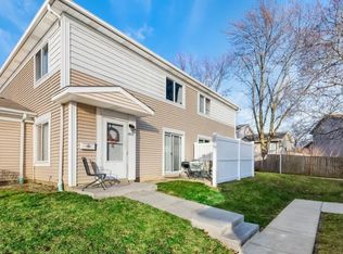 1653 Cornell Dr #21B, Hoffman Estates, IL 60169
