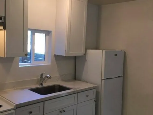 10381 Hwy 116 APT 3, Forestville, CA 95436