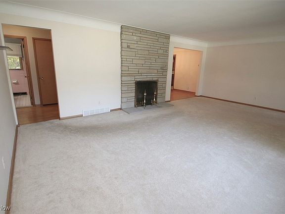 5th image of 1051 Belwood Dr
