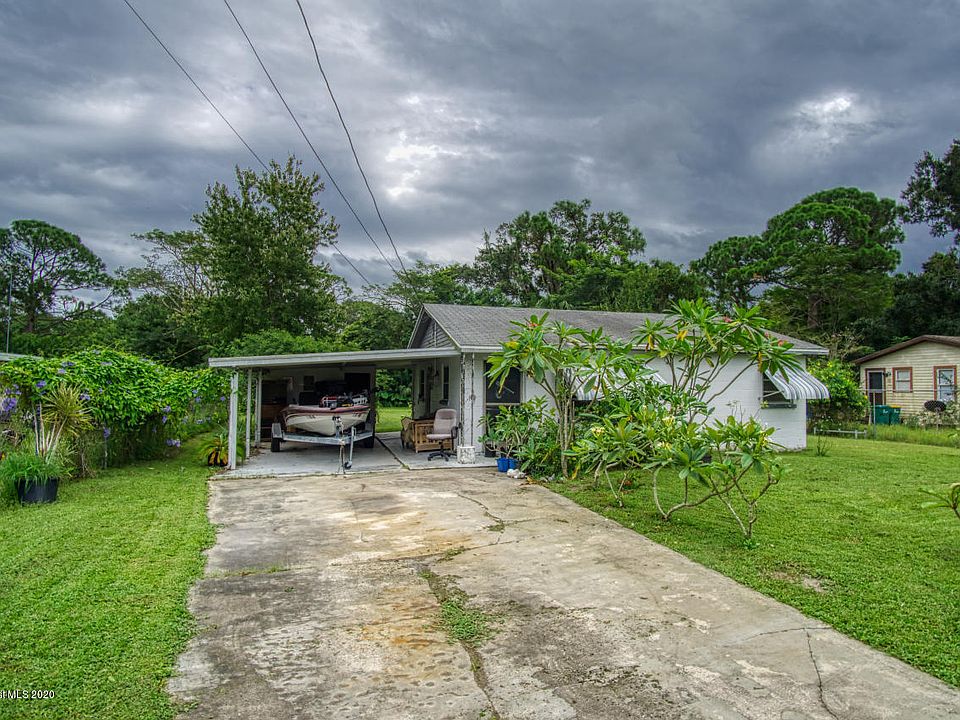 2nd image of 1685 Marywood Rd