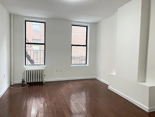 Rented by Corcoran | media 27