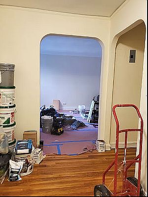 4th image of 41-43 39th Pl #1E