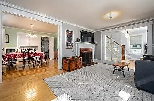 30 Franconia St — Photo 4