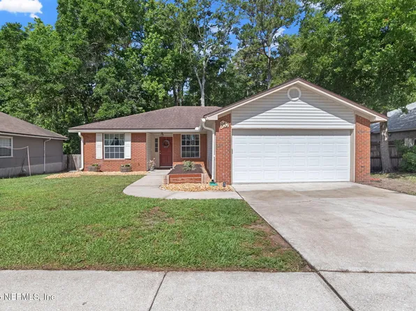 952 LONG LAKE Drive, Jacksonville, FL 32225