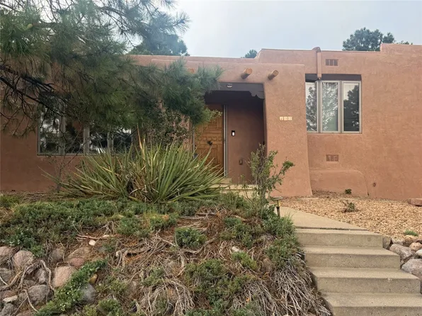 195 El Rayo St, Los Alamos, NM 87544