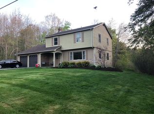 13 Lexington Rd, Orono, ME 04473