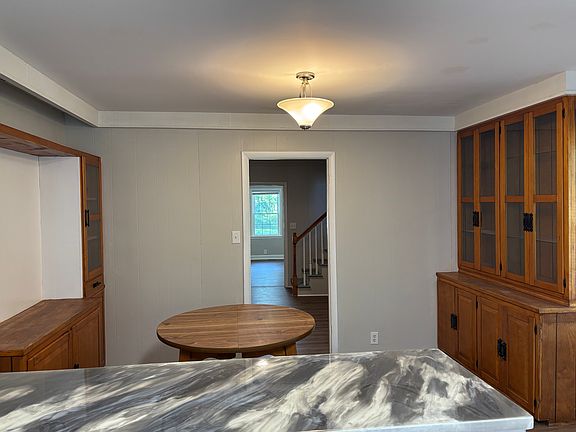 3rd image of 900 Henry St #A