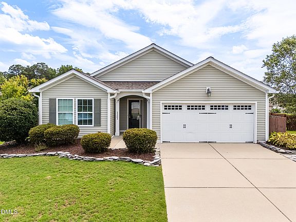 2nd image of 1121 Arden Trace Ct