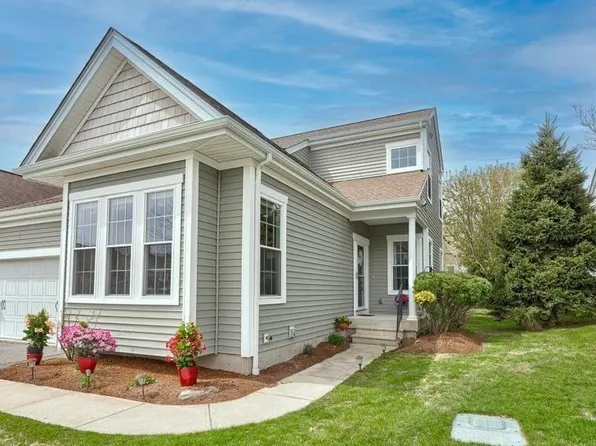 22 Quail Ridge Dr #22, Acton, MA 01720