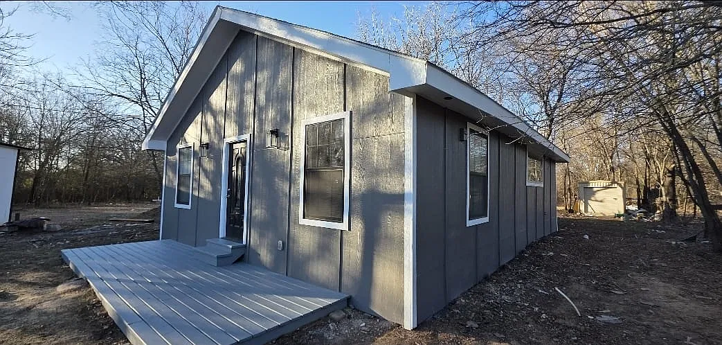 3 bed, 1500 sqft, $1,550 — Photo 1