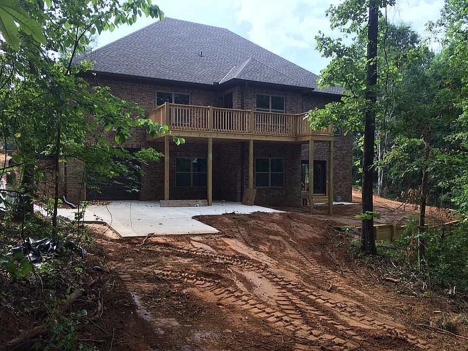 2nd image of 4913 Oak Way