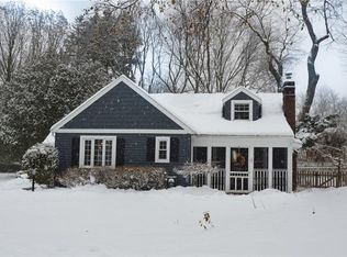 115 Ridgeview Dr, East Rochester, NY 14445