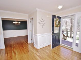 903 Farm Creek Rd, Waxhaw, NC 28173