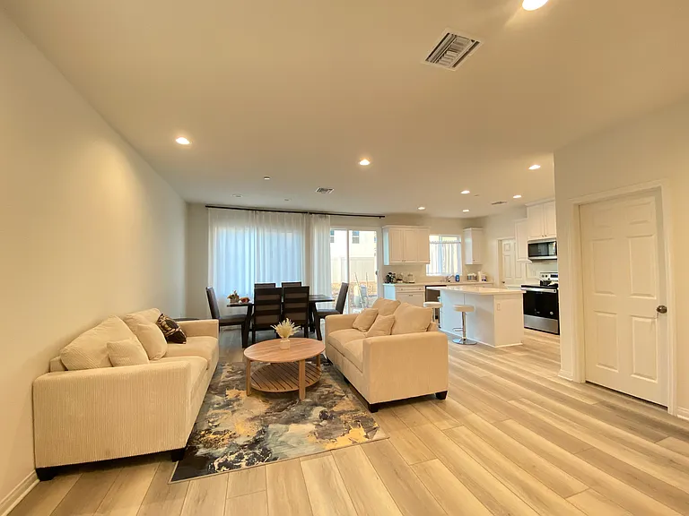 2442 Satsuma Ct — Photo 4