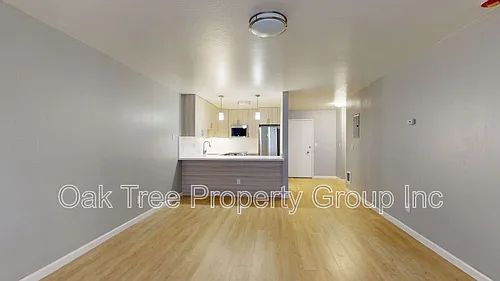351 Lester Ave #3D Photo 1