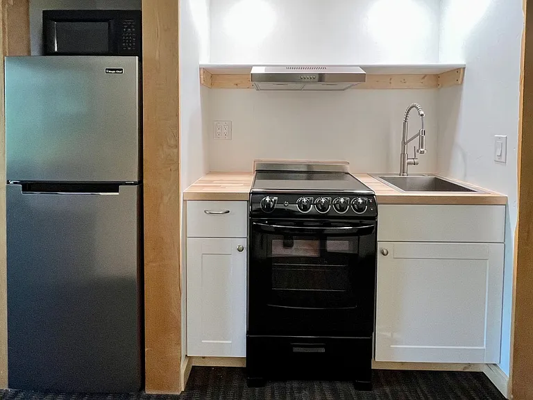 Ski Town Apartments — Photo 114