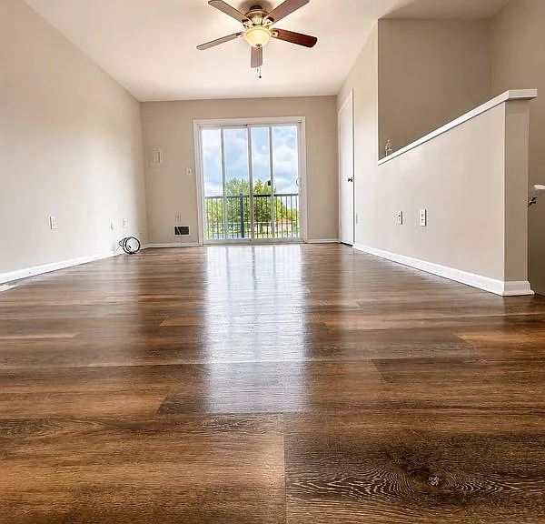 504 Nottingham Way #504 — Photo 2