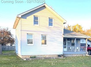 13801 Frazho Rd, Warren, MI 48089