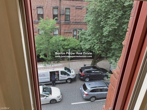 195 Commonwealth Ave. #8 Boston - Back Bay Unit Photo 4