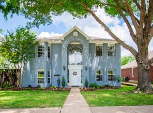 8200 Edge Water Dr, Frisco, TX 75034