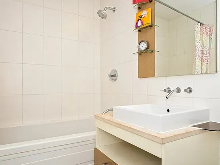 11-02 49th Ave #Penthouse 10N — Photo 7