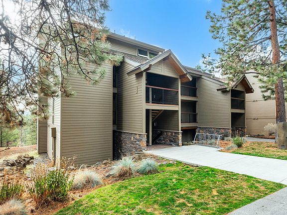 4th image of 18575 SW Century Dr #721