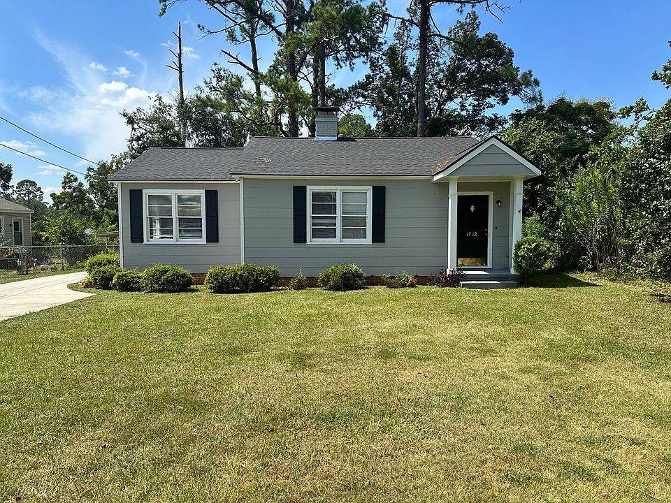 1st image of 1712 Iola Dr