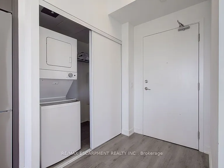 3005 Pine Glen Rd #408 — Photo 8