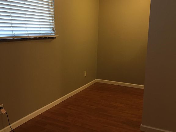 4th image of 1253 Gaylord St #103