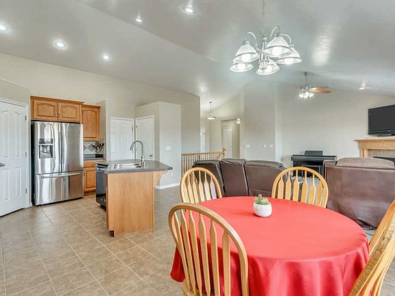 5th image of 6356 W Rose Run Way