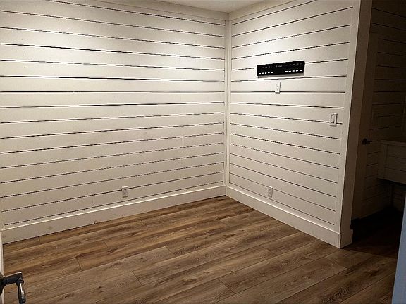 4th image of 300 Cagney Ln APT 111