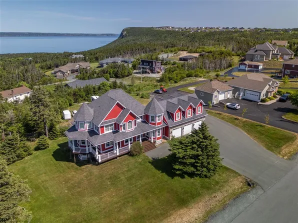 3 Everest Street, Paradise, NL A1L0B7