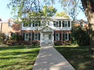7562 W Devon Ave, Chicago, IL 60631