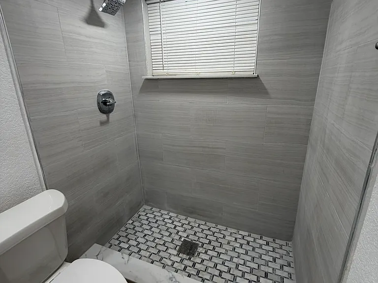 707 Michigan Ct #1 — Photo 5