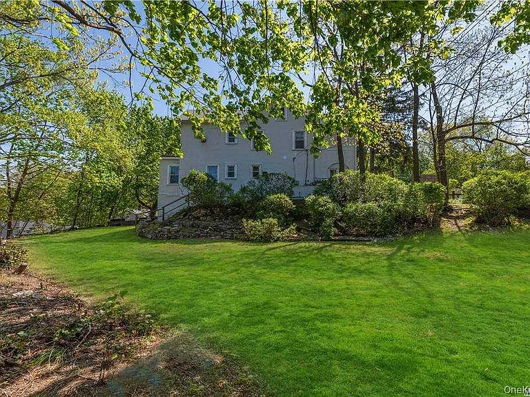 71 Lannon Pl #C — Photo 8