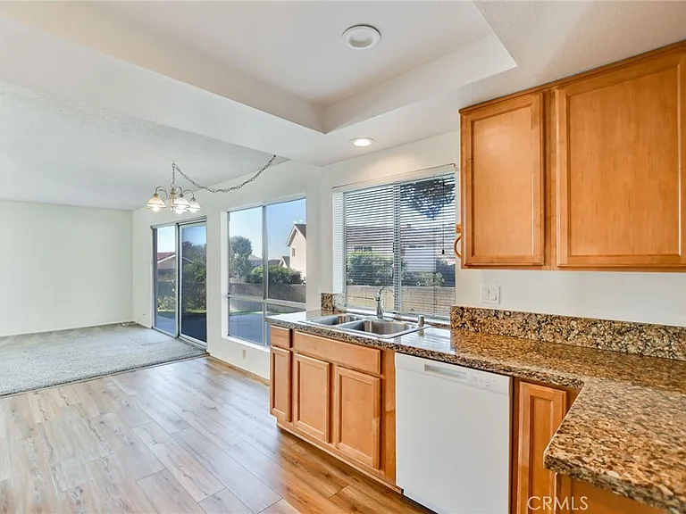 2785 Westfield Pl — Photo 12