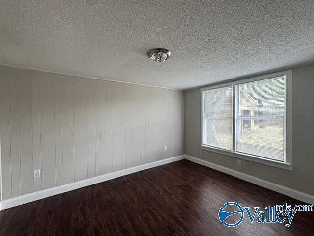 2810 Hillsboro Rd SW — Photo 26
