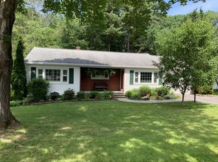 221 Glenbrook Dr, Endicott, NY 13760
