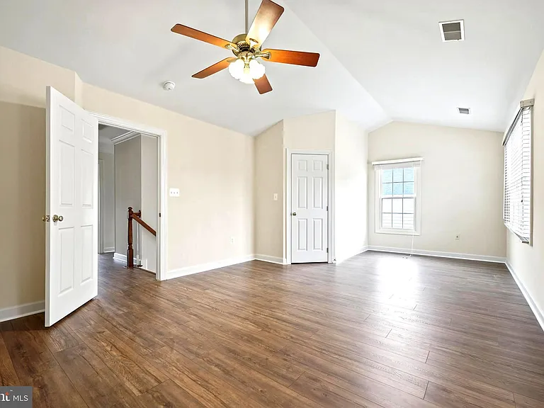 4519 Fair Valley Dr — Photo 38