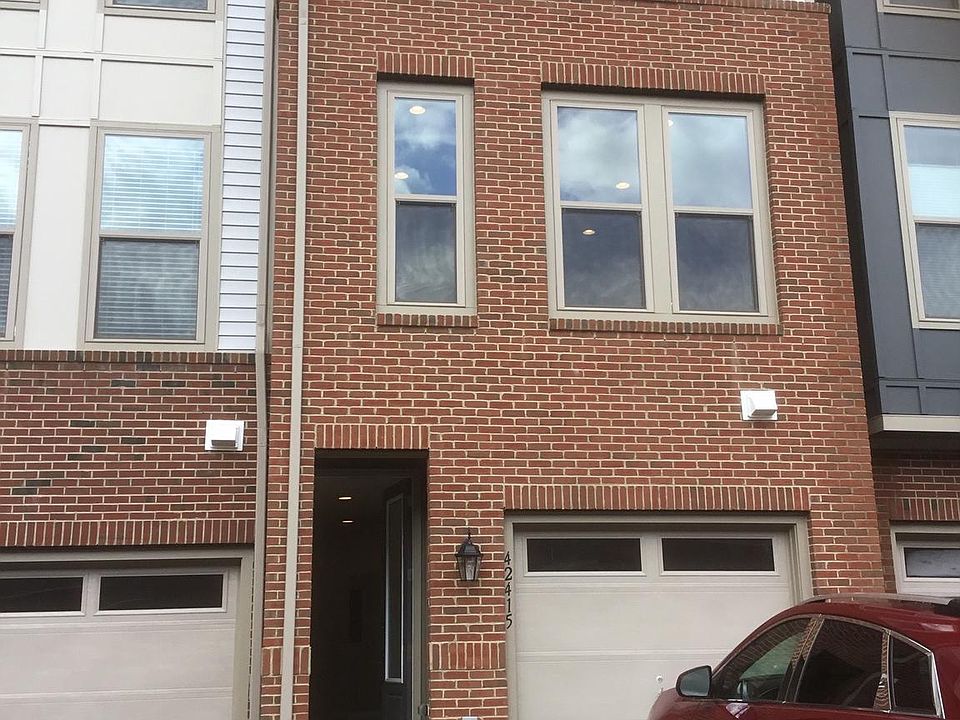 1st image of 42415 Dogwood Glen Sq