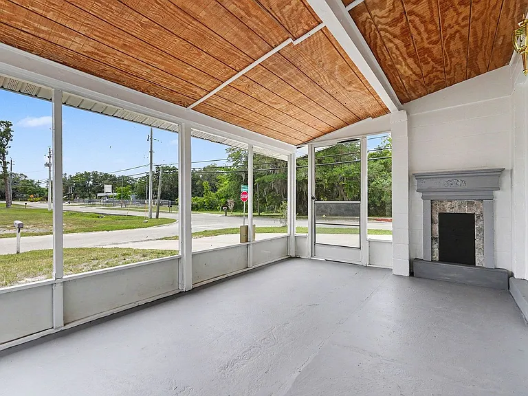 3960 Barcelona St — Photo 13