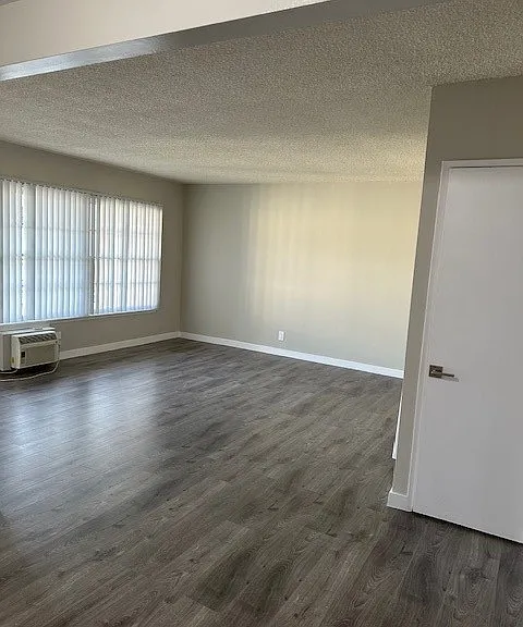 5223 Auckland Ave #5 — Photo 4
