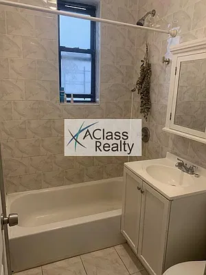 Rented by A Class Realty International | media 14