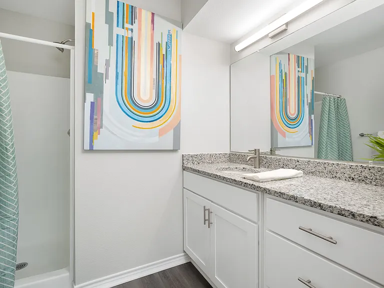 Vida Apartments — Photo 40
