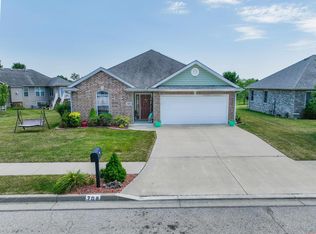 708 Katy Cir, Sedalia, MO 65301