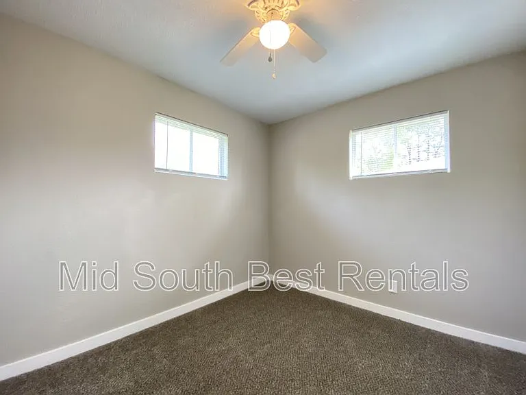 112 Smart St — Photo 6