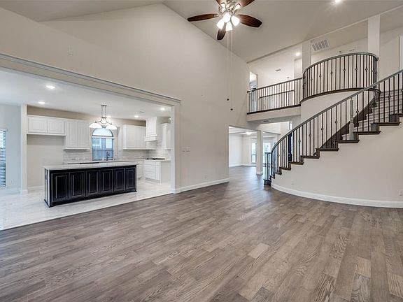 5th image of 11882 Hickory Knoll Ln